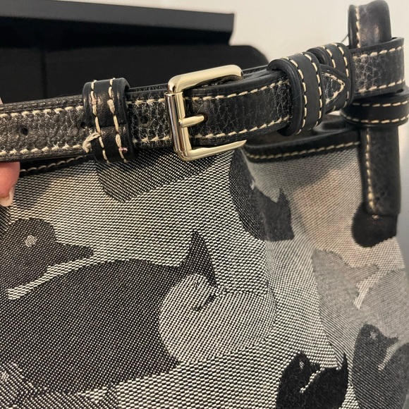 Dooney & Bourke Duck Print Jacquard Shoulder Bag Tortoise Duck - Picture 8 of 9